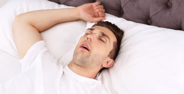 如何在炎热的夏天睡个好觉？ 专家教你7招