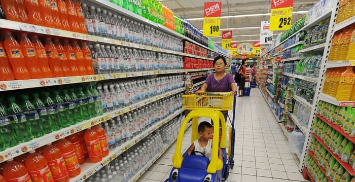 大陆知名饮料“六个核桃”销量七年间降四成半