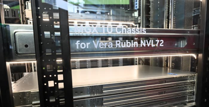 黄仁勋赞台湾AI供应链实力 宣布Vera Rubin量产、N1X进军PC市场