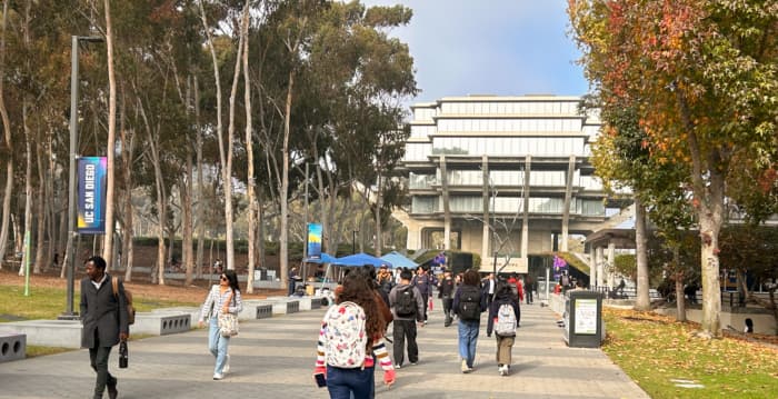 加州大学考虑恢复SAT和ACT入学要求