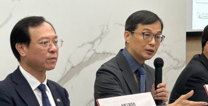 中联油脂案 石崇良：19批合格油品可重新上架