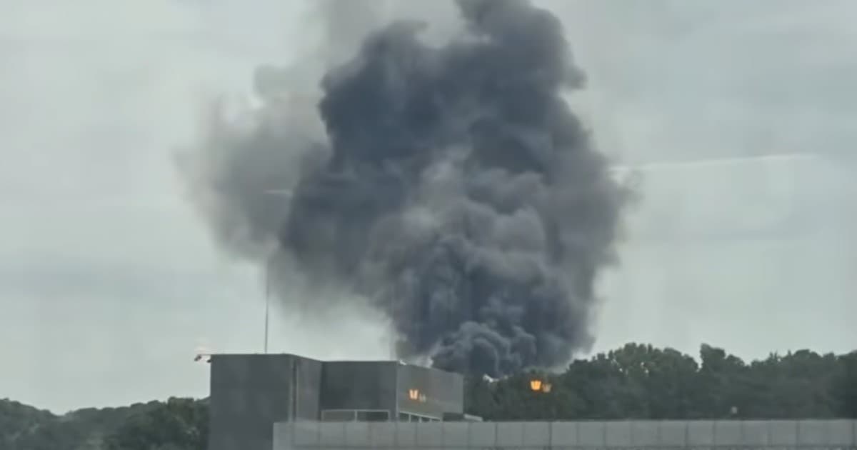 韩华航太工厂爆炸 1栋厂房全烧毁至少6死1伤