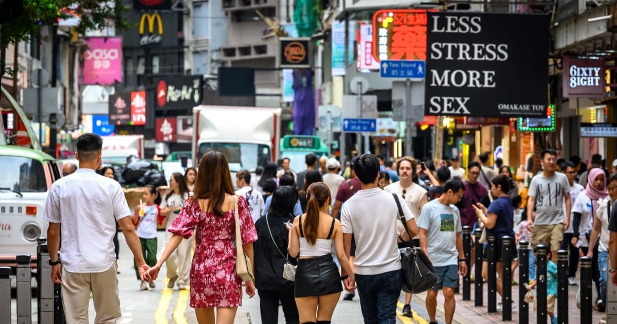 大陆网友盘点中港8大差异 引发热议