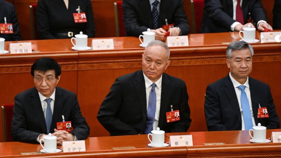 Xi Picks Trusted Loyalist Cai Qi to Shape China’s Future Leadership