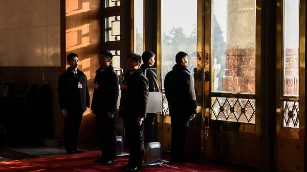 石泰峰失踪 陈希卸职 魏小东未查先罚 二十一大人事战白热化(图)