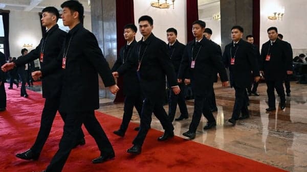 美媒揭党魁命蔡奇查高善文 学者披露官员训斥内幕(图)