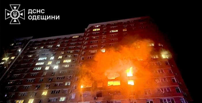俄导弹击中黑海货轮 至少5死5失踪