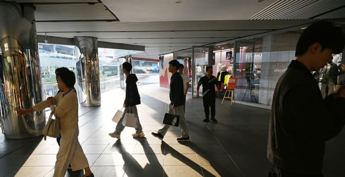 中国5月消费品零售总额同比下降 三年来首次