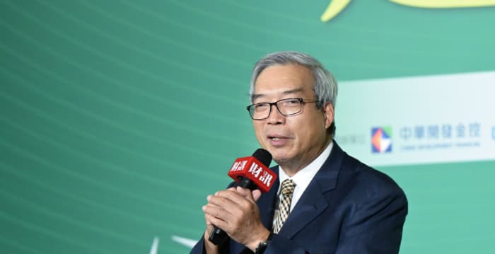 股市大起大落 谢金河:极端预测通常是错的