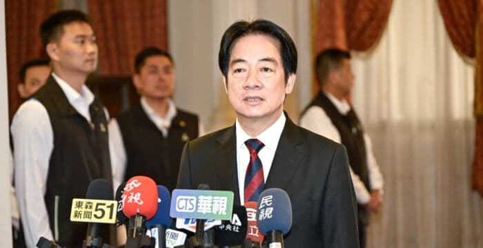 T-34教练机坠毁2飞官殉职 赖清德:悲痛不舍