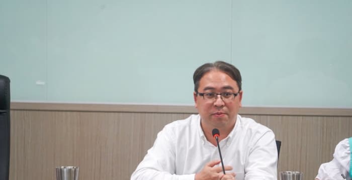 黄世杰协助反映航空城拆迁户诉求 行政院同意再与居民协商
