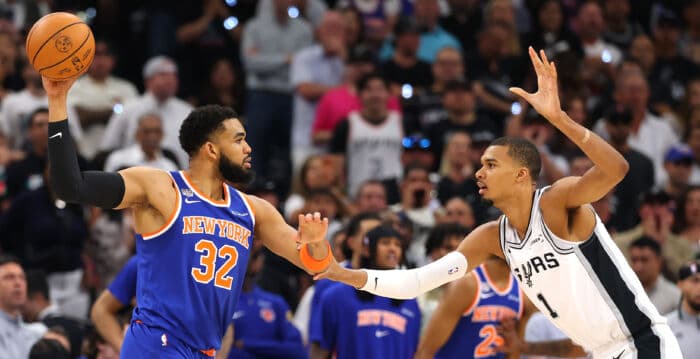NBA总决赛:尼克斯连赢马刺两场 抢占先机