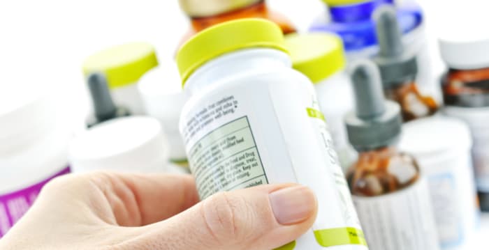 【健康1+1】吃错保健品与常备药 恐更快洗肾