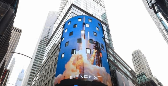 SpaceX一度下跌逾10% 市值蒸发2250亿美元