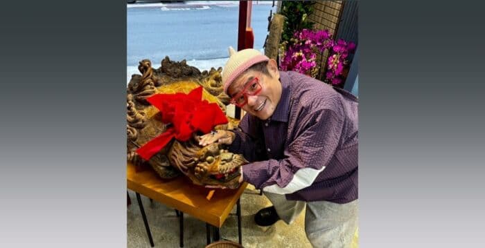 许效舜搞笑背后长年与剧痛搏斗 曾在后台大哭
