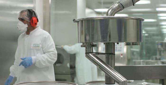 英国智库警告:中共控制英美抗生素供应