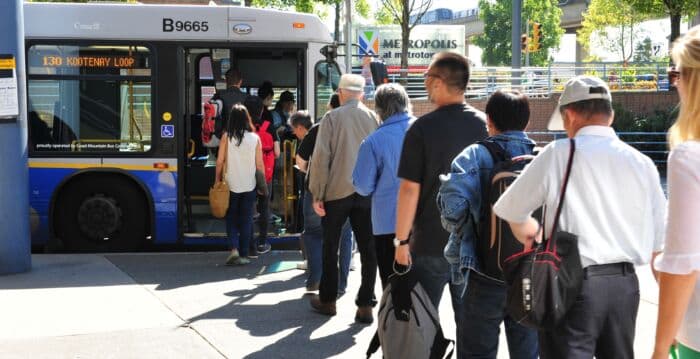 运联调涨车费 长途通勤成本跻身加拿大最高