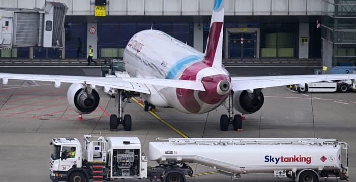 欧洲航空燃油库存告急 新供应链缓解中断风险