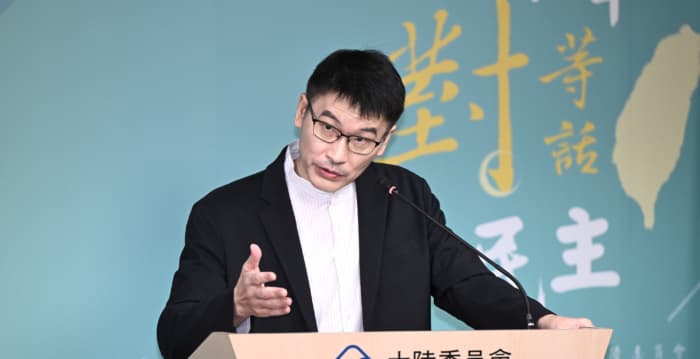 香港查办台湾出版品 梁文杰:现在香港不是以前的香港