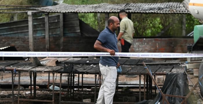 印度一烟花爆竹厂爆炸 至少8死9伤