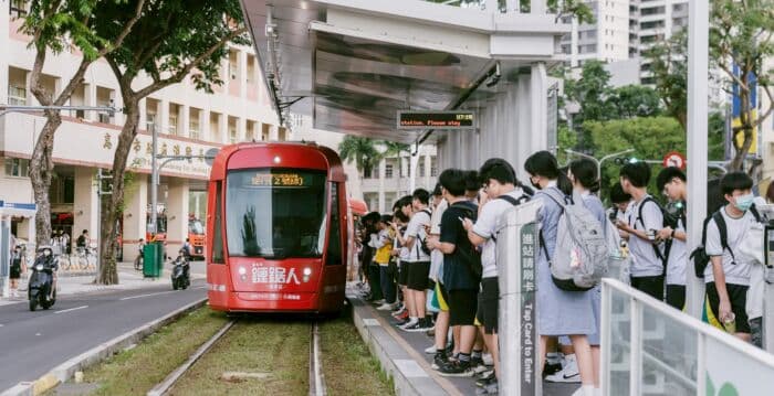 高雄轻轨上半年运量721万人次 从纯观光到完全融入生活