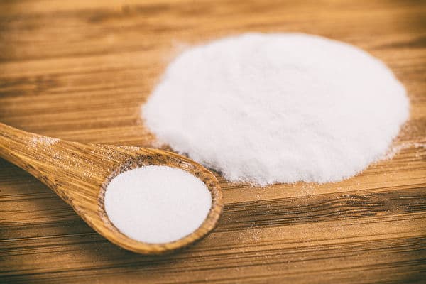 小蘇打可讓白髮變銀亮?專家說重點在這!
