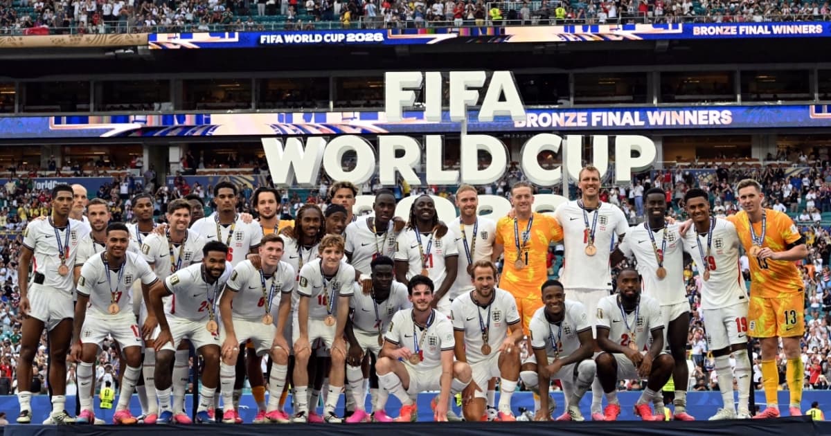 世界杯:英格兰6:4赢法国摘铜 一战刷新多项纪录