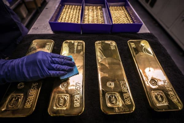 Why China’s Gold Buying Spree May Create a Hidden Financial Vulnerability