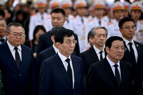 王沪宁对台阴谋《构想》早进入实际操作面了(图)