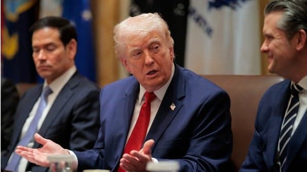 美媒:美伊局势升温 川普27日召集戴维营内阁会议(图)