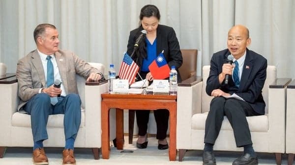 韩国瑜接见美访团与AIT:军购特别预算29日三读(图)