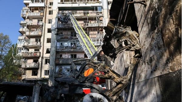 俄导弹大规模空袭基辅 乌军拦截126个目标(图)