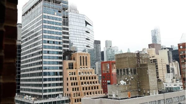 纽约37层大楼突发结构危机 持续移位恐局部坍塌(图)